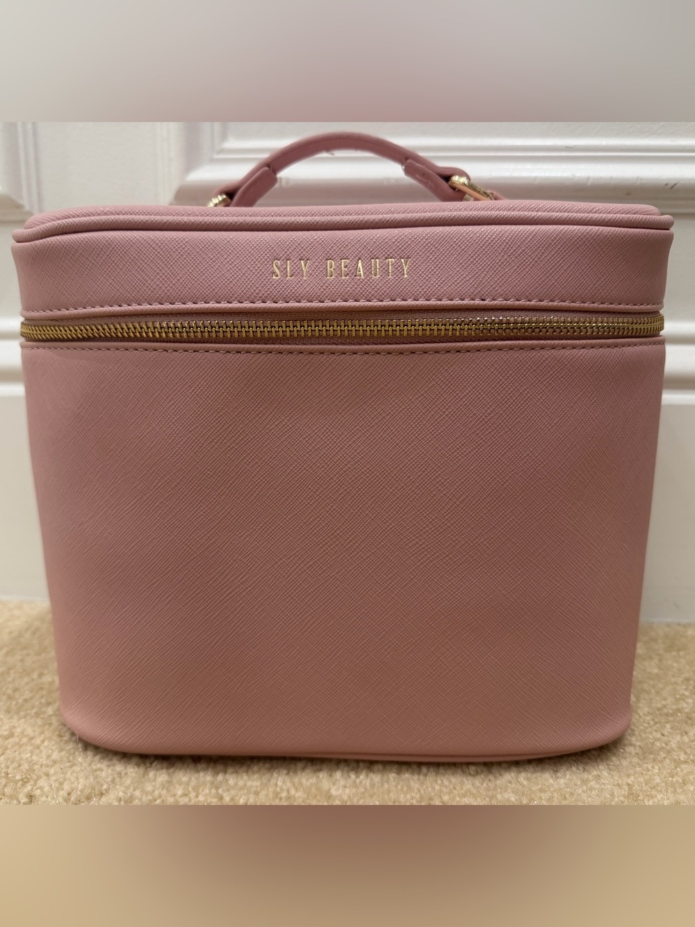 Sly Beauty Pink Vegan Leather Makeup Train Case Cosmetic Organizer